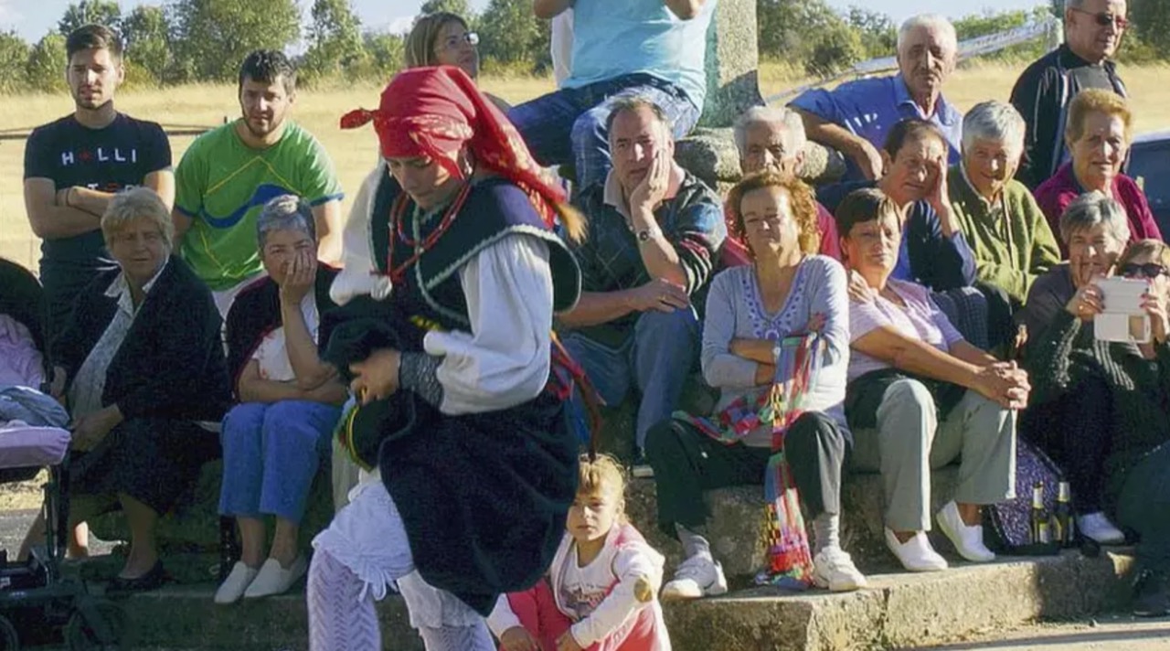 Ayuntamiento de San Vitero (Zamora) - Bailes tradicionales